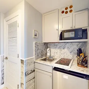 https://boardwalk-beach-resort-1900.panamacity-beachhotels.com